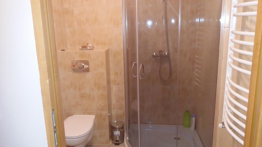 Noclegi Avoca Pyrzowice Luaran gambar
