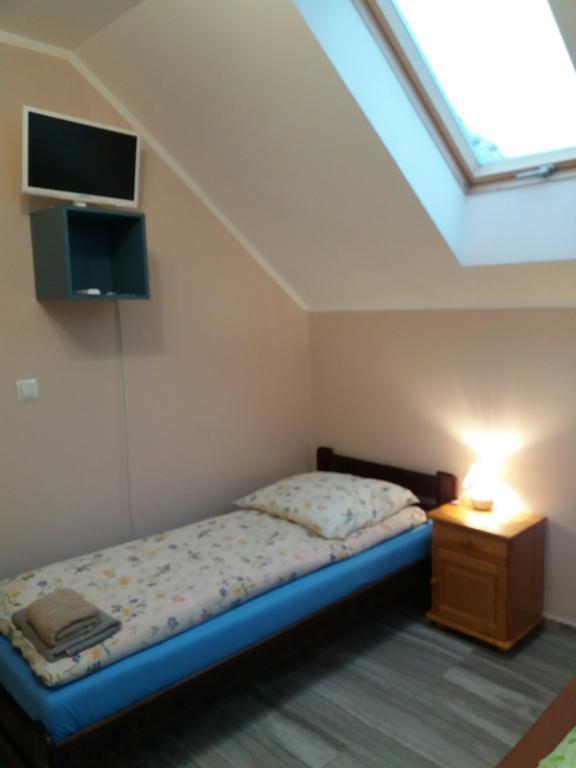Noclegi Avoca Pyrzowice Luaran gambar
